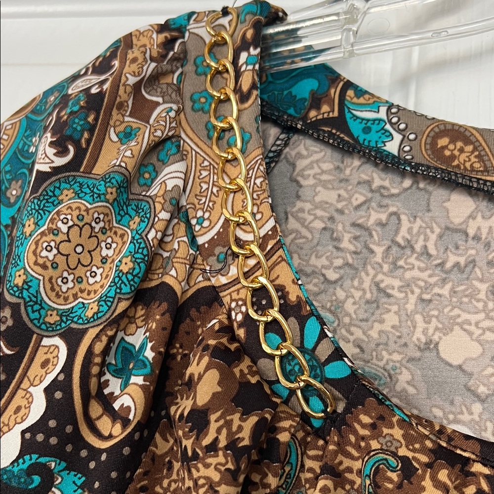🌷6/$20🌷 Notations Teal and Brown Paisley Short Sleeve Top - Picture 3 of 4
